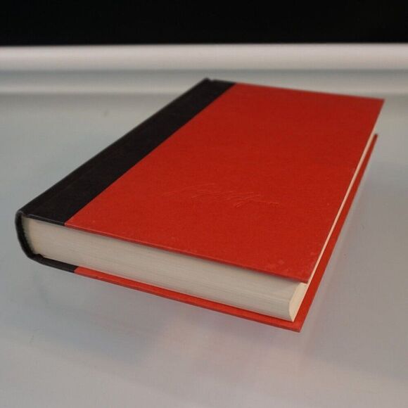 Digger by Joseph Flynn 1997 Hardcover - Picture 3 of 6